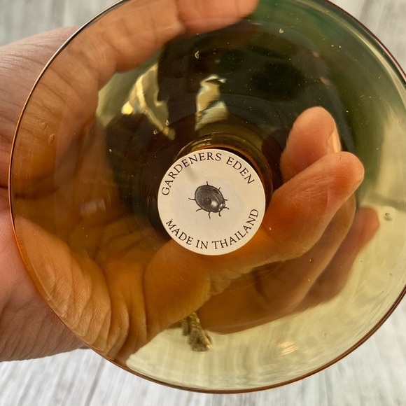 Gardeners Eden Art Glass Emerald Green & Amber Classic Vase - Picture 7 of 8